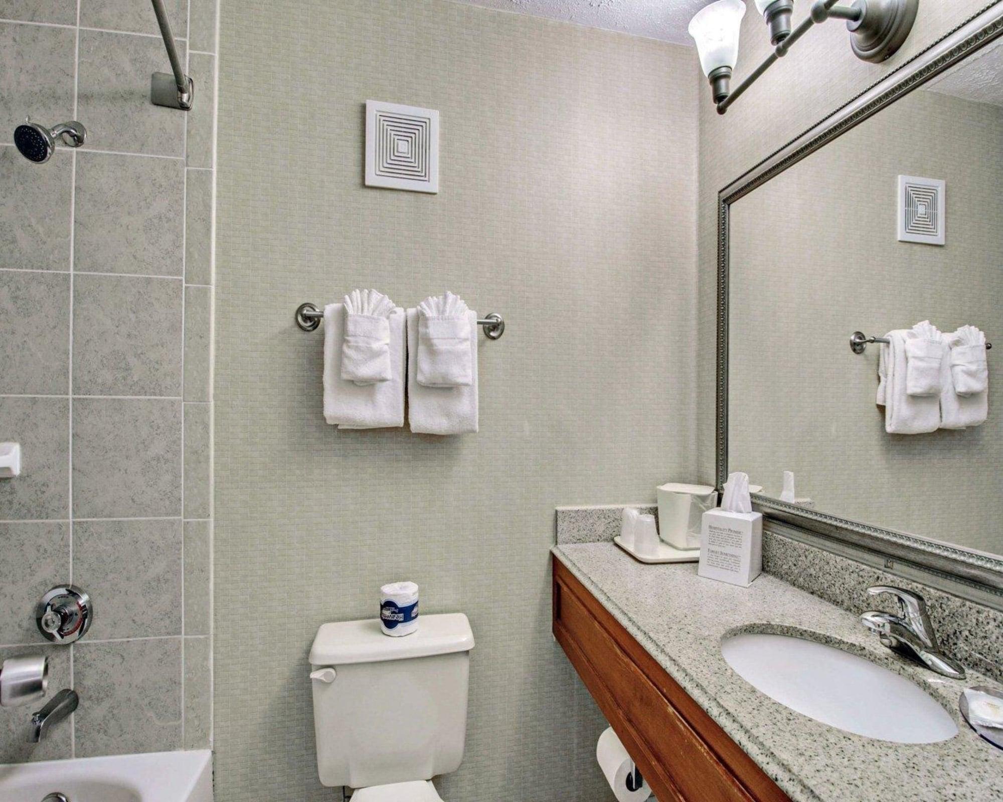 Comfort Inn Near Martinsville Speedway Bagian luar foto
