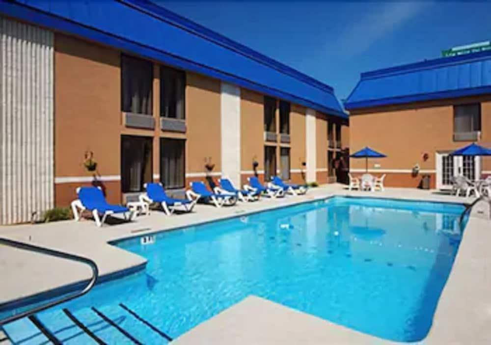 Comfort Inn Near Martinsville Speedway Bagian luar foto