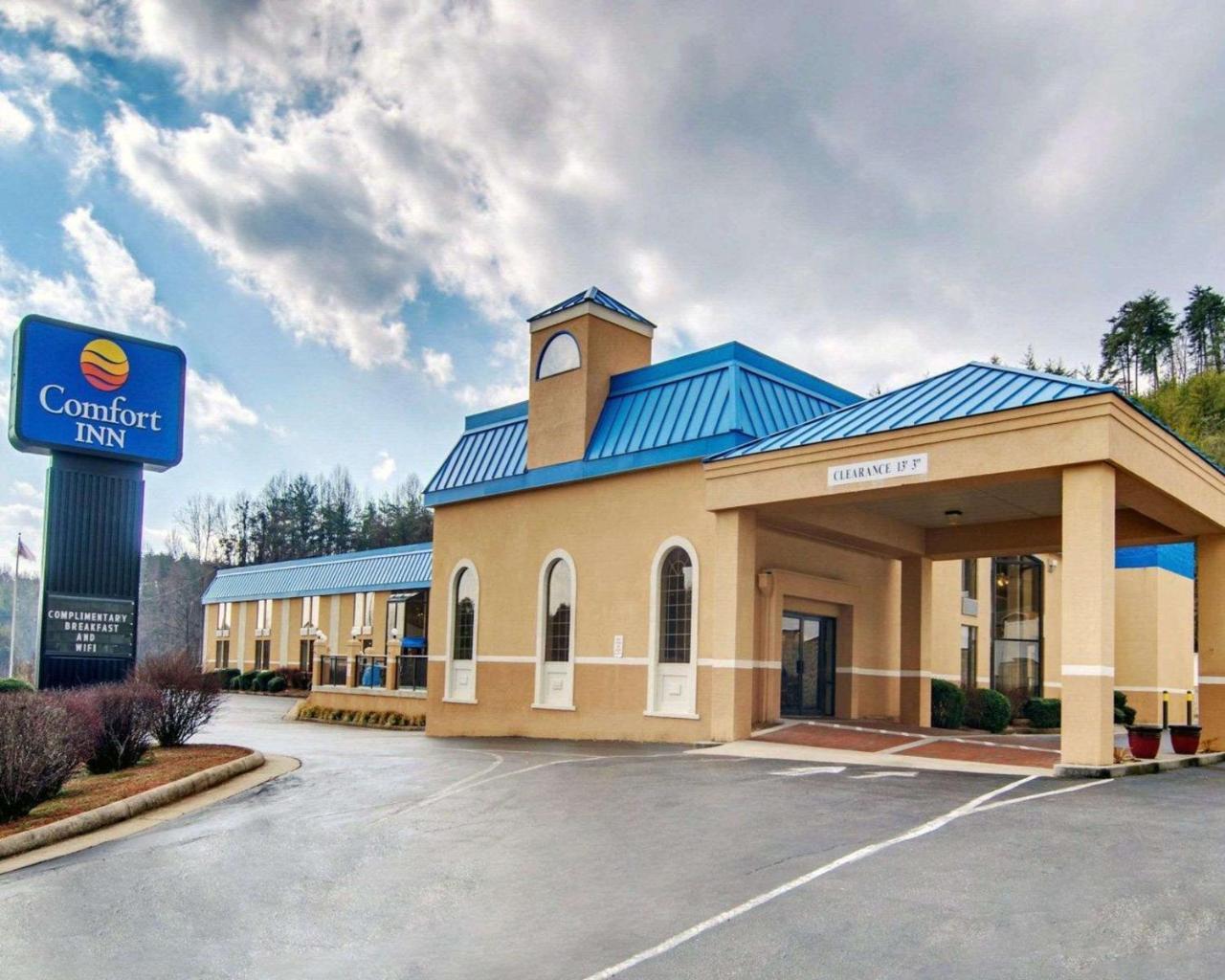 Comfort Inn Near Martinsville Speedway Bagian luar foto
