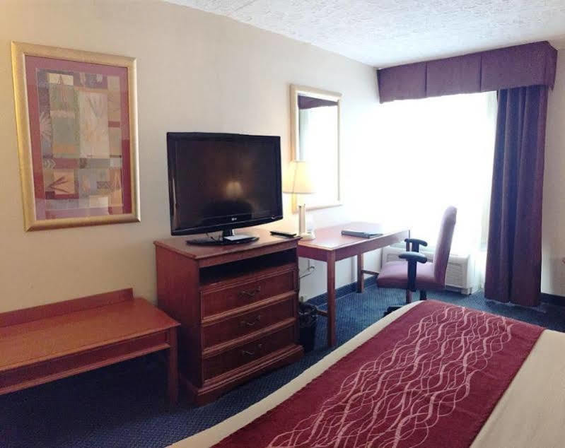 Comfort Inn Near Martinsville Speedway Bagian luar foto